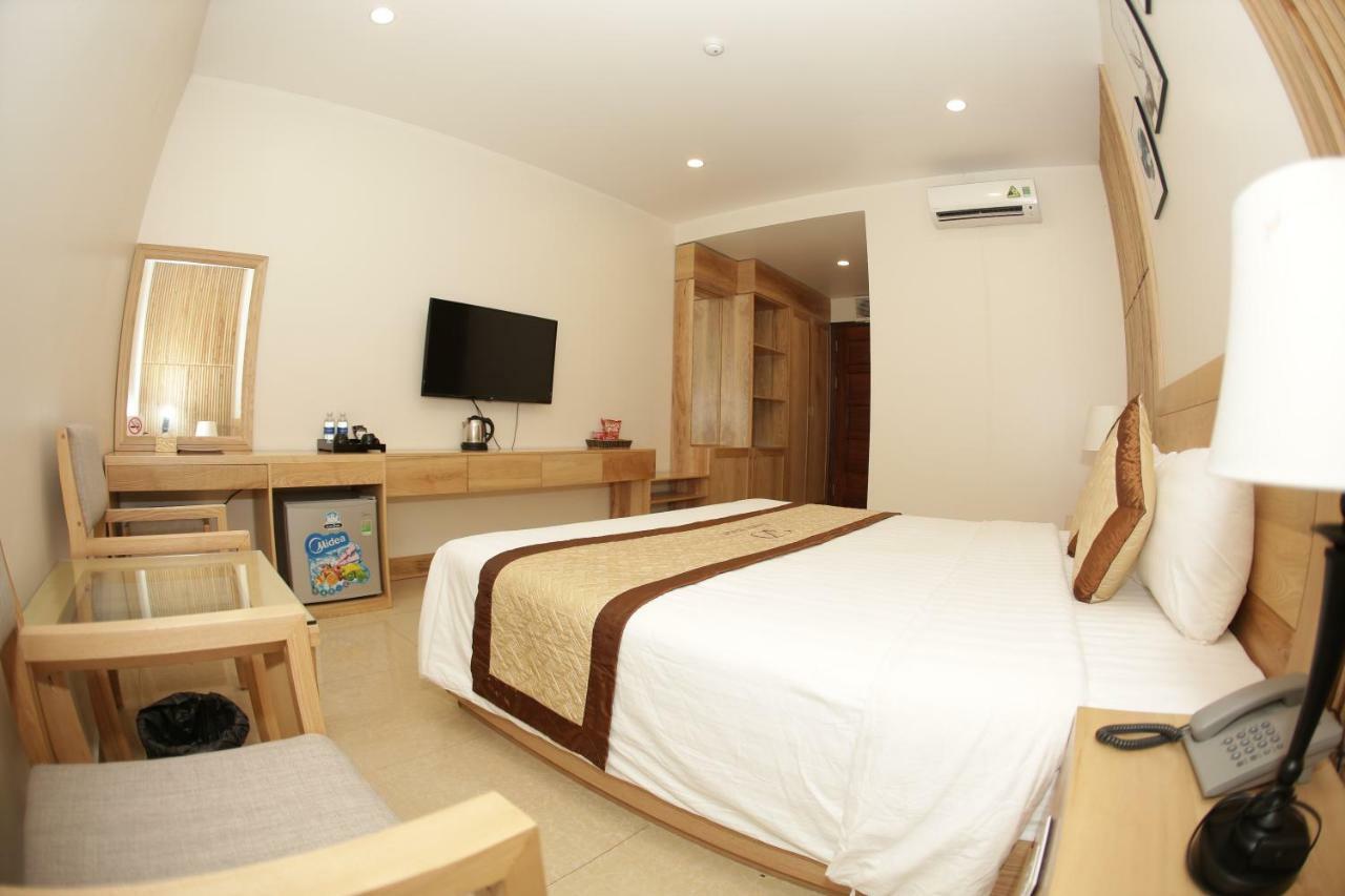 Dayth Hotel Ha Long Bagian luar foto